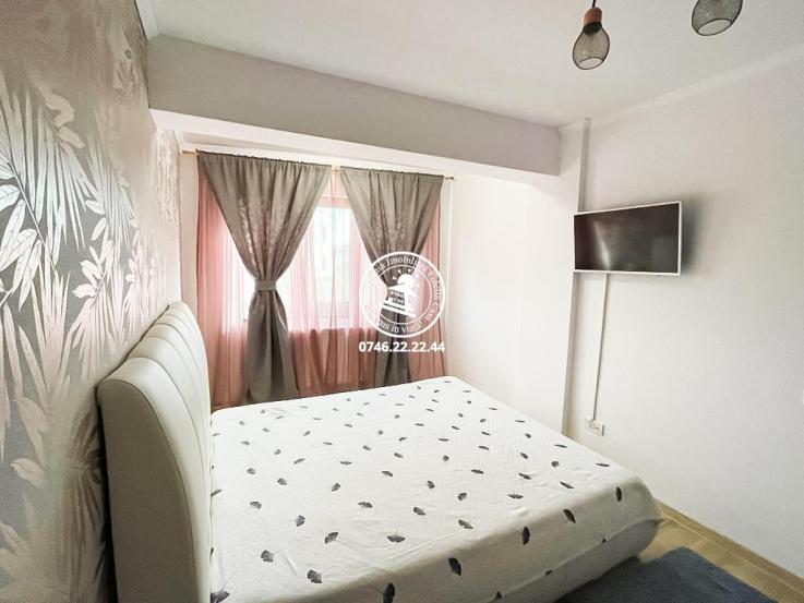 Vanzare apartament 3 camere, Podu Ros, Iasi