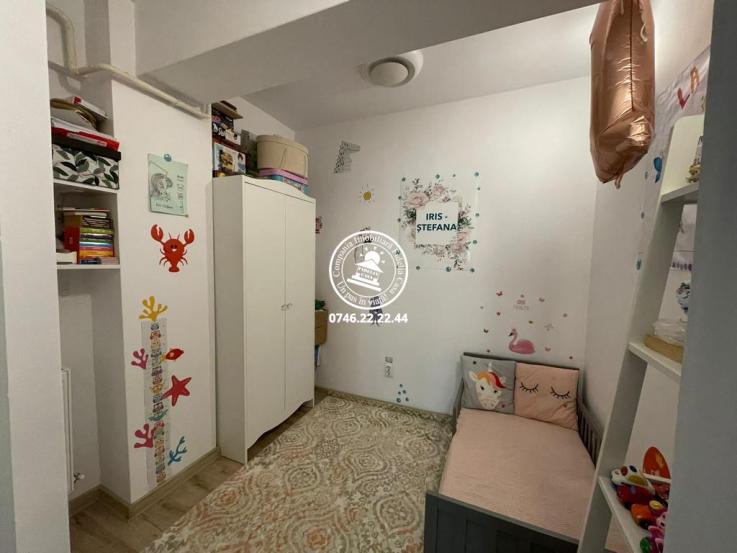 Vanzare apartament 3 camere, Podu Ros, Iasi