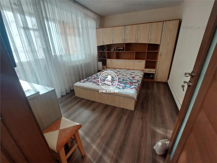 Vanzare apartament 3 camere, Podu Ros, Iasi