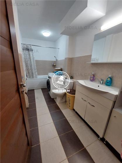 Vanzare apartament 3 camere, Podu Ros, Iasi