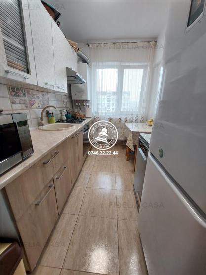 Vanzare apartament 3 camere, Podu Ros, Iasi