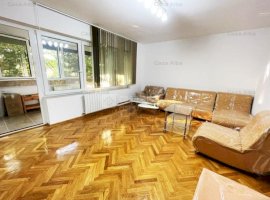 Ultracentral - UMF, apartament cu 4 camere decomandat