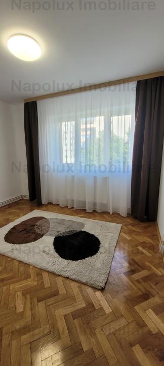 Apartament 3 camere, zona strazii Micus