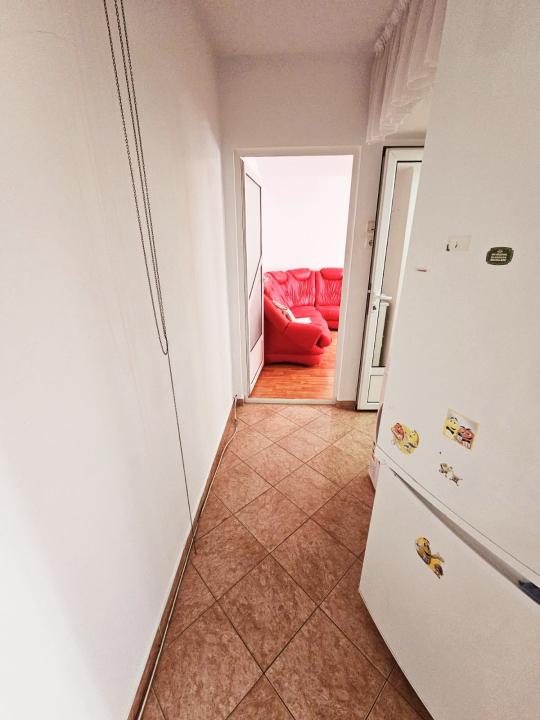 Inchiriere apartament 2 camere, mobilat si utilat, zona Vest-Lamaita