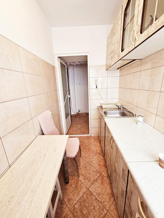 Inchiriere apartament 2 camere, mobilat si utilat, zona Vest-Lamaita