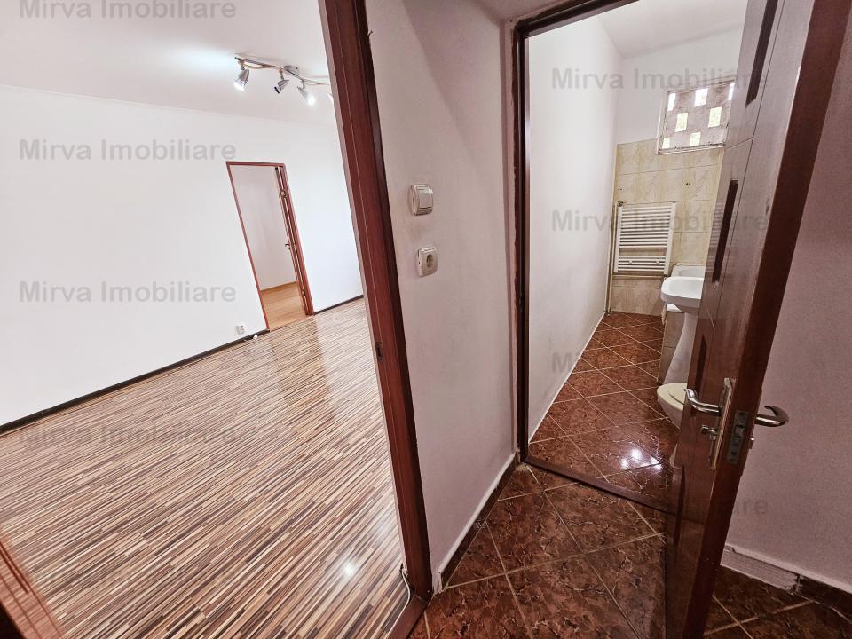 Vanzare apartament 2 camere, zona Malu Rosu