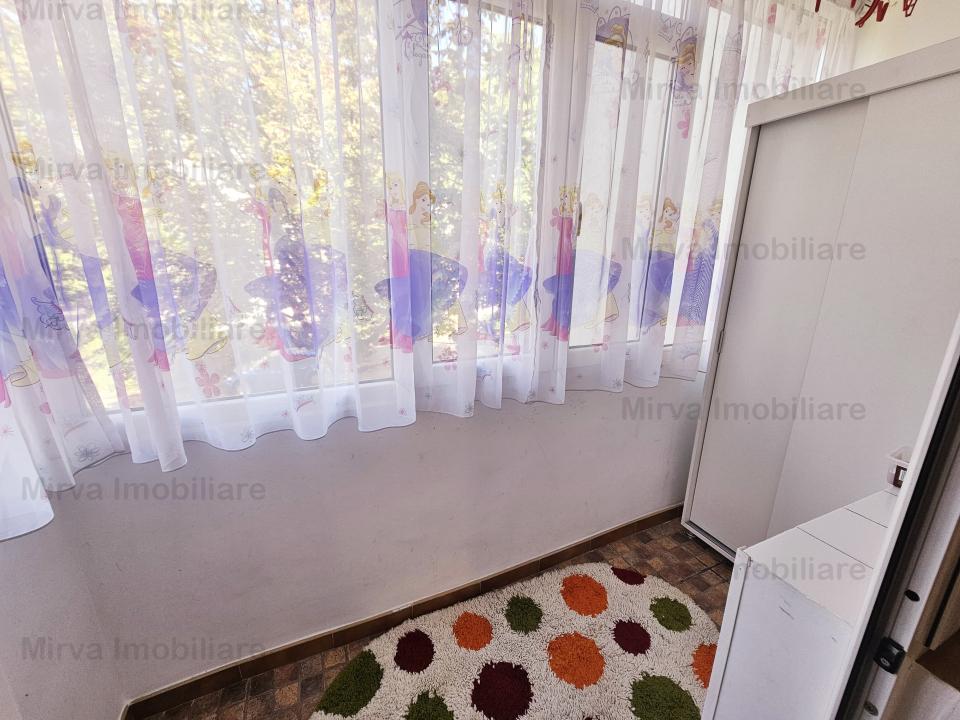 Inchiriere apartament 3 camere, 2 bai, 2 balcoane, zona Ienachita Vacarescu