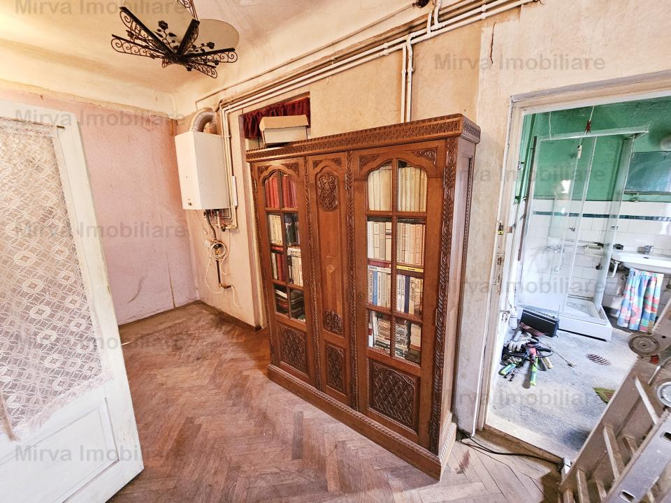 Vanzare casa 5 camere, necesita renovare, zona Transilvaniei