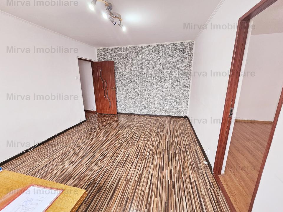 Vanzare apartament 2 camere, zona Malu Rosu