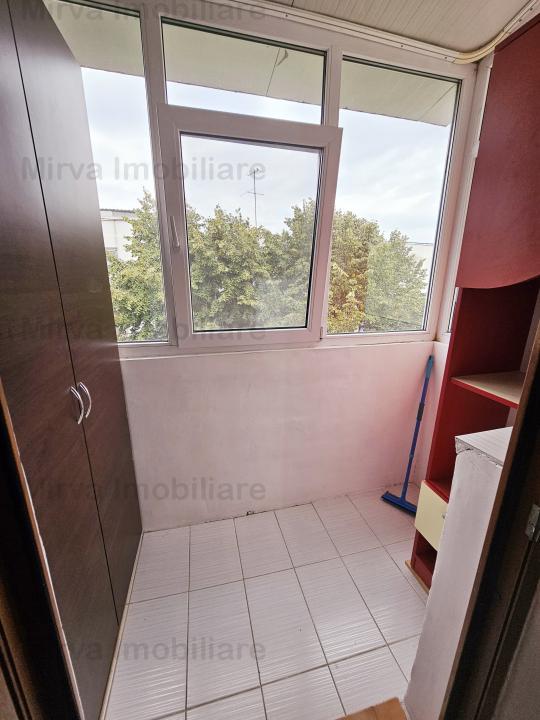 Vanzare apartament 2 camere, zona Malu Rosu