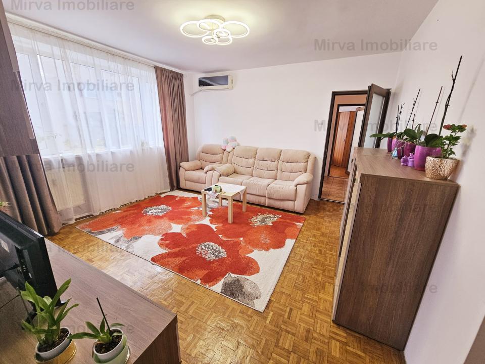 Vanzare apartament 3 camere, mobilat si utilat, zona Republicii