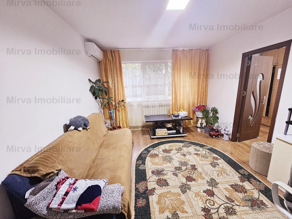 Vanzare apartament 2 camere, semi mobilat si utilat, zona Malu Rosu