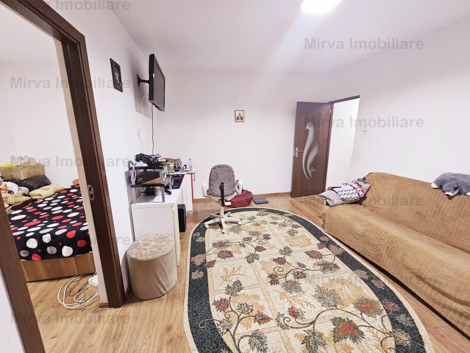 Vanzare apartament 2 camere, semi mobilat si utilat, zona Malu Rosu