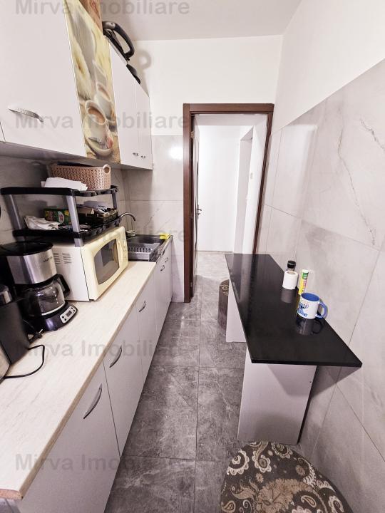 Vanzare apartament 2 camere, semi mobilat si utilat, zona Malu Rosu