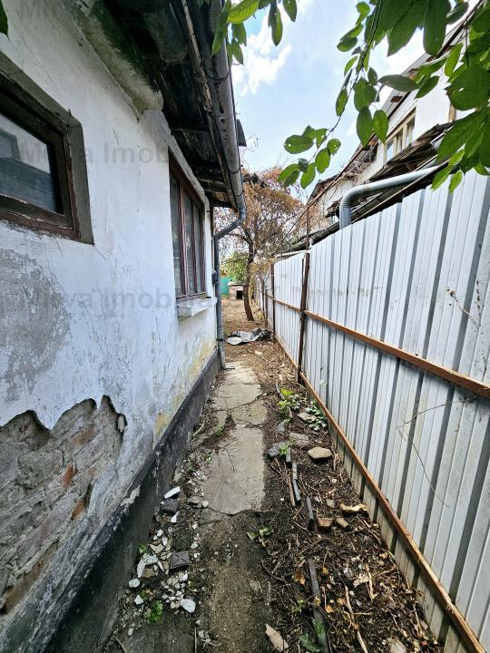 Vanzare casa 5 camere, necesita renovare, zona Transilvaniei