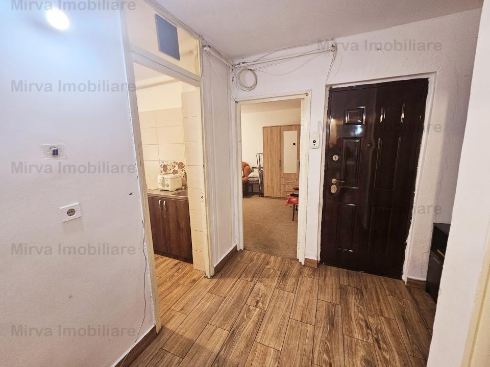 Vanzare apartament 2 camere, decomandat, zona Ienachita Vacarescu