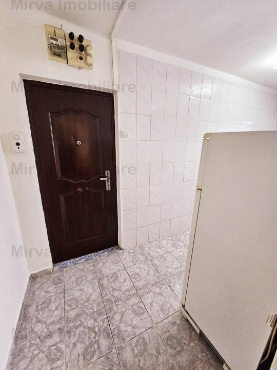 Inchiriere apartament 2 camere, mobilat si utilat, zona Vest-Aurora