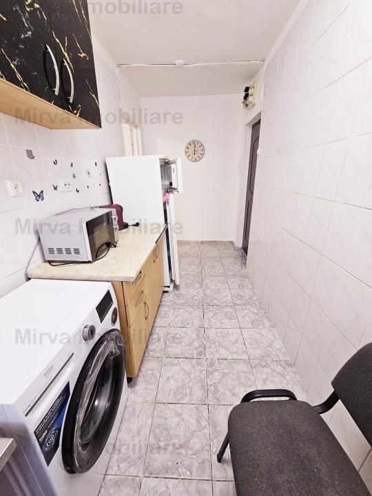 Inchiriere apartament 2 camere, mobilat si utilat, zona Vest-Aurora