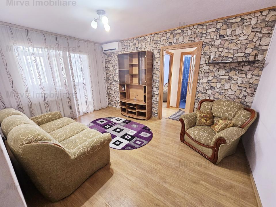 Vanzare apartament 2 camere, semidecomandat, zona Vest Marasesti