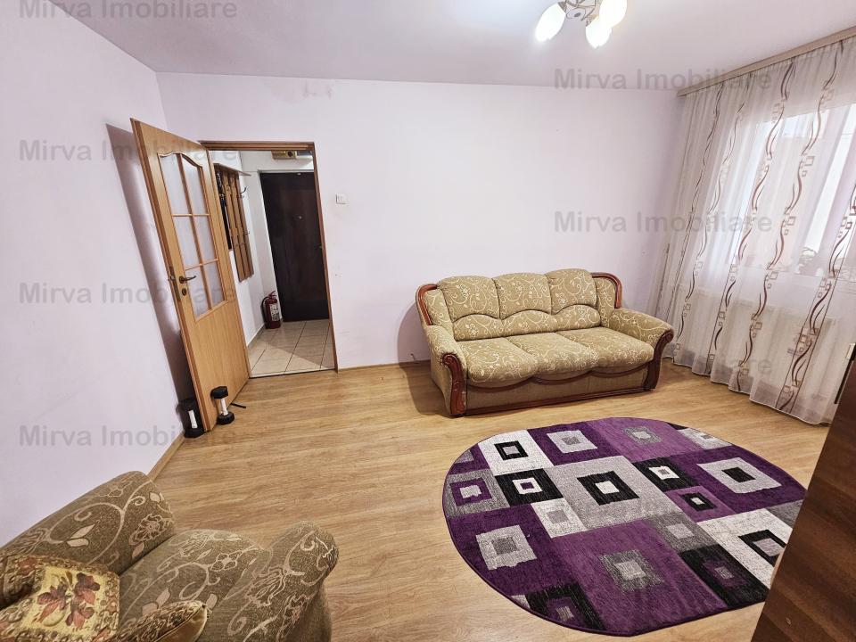 Vanzare apartament 2 camere, semidecomandat, zona Vest Marasesti