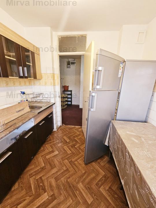 Inchiriere apartament 3 camere, mobilat si utilat, zona 9 Mai