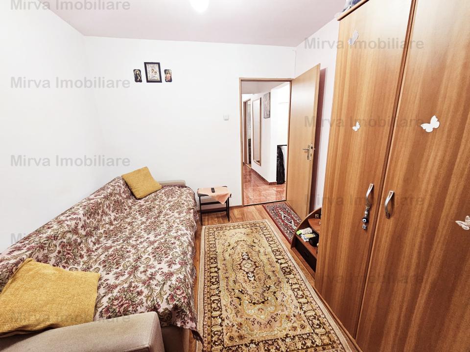 Vanzare apartament 3 camere, 2 bai, etaj 1, zona Cantacuzino