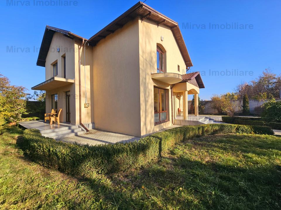 Vanzare vila 4 camere, in Zalhanaua-Lacul Verde, zona exclusivista