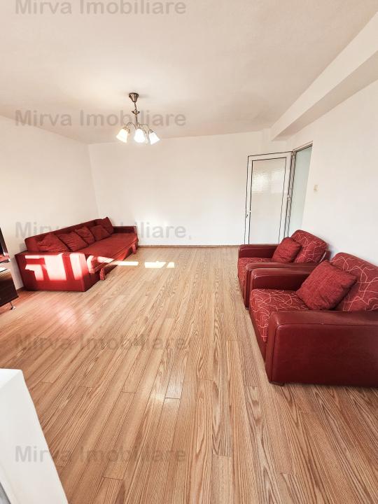 Vanzare apartament 2 camere, decomandat, zona Mihai Bravu