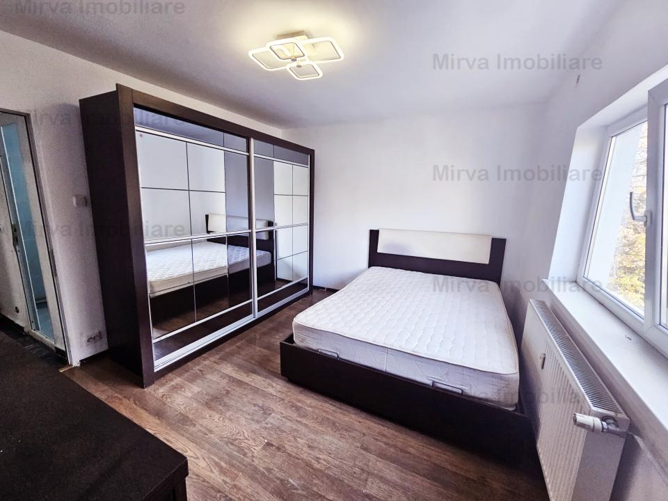 Vanzare apartament 2 camere, decomandat, zona Mihai Bravu