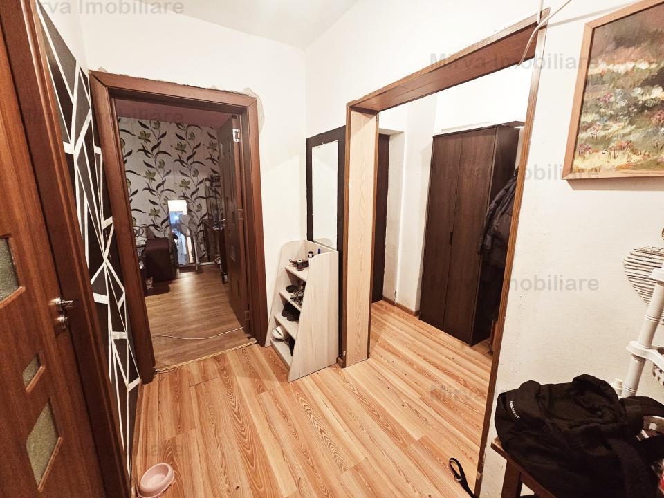 Vanzare apartament 3 camere, 2 bai, zona Republicii-Caraiman