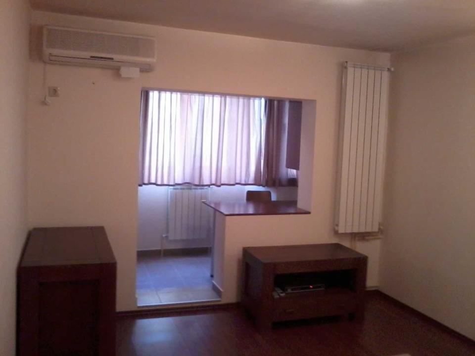 Apartament 3 camere 13 Septembrie