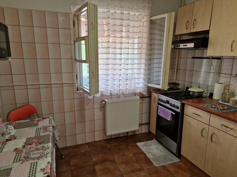 Apartament 3 camere Rahova