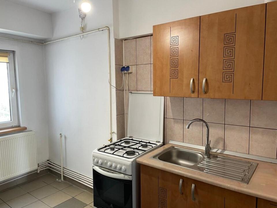 Apartament 3 camere Rahova