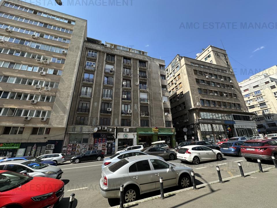 De vanzare 4 camere str Ion Campineanu - Victoriei - vis-avis de hotel NOVOTEL