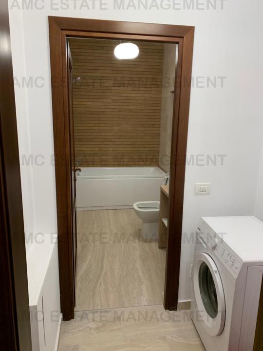 De inchiriat 3 camere Mobilat Utilat Lux 200 mp Parcul Tineretului - Vacaresti