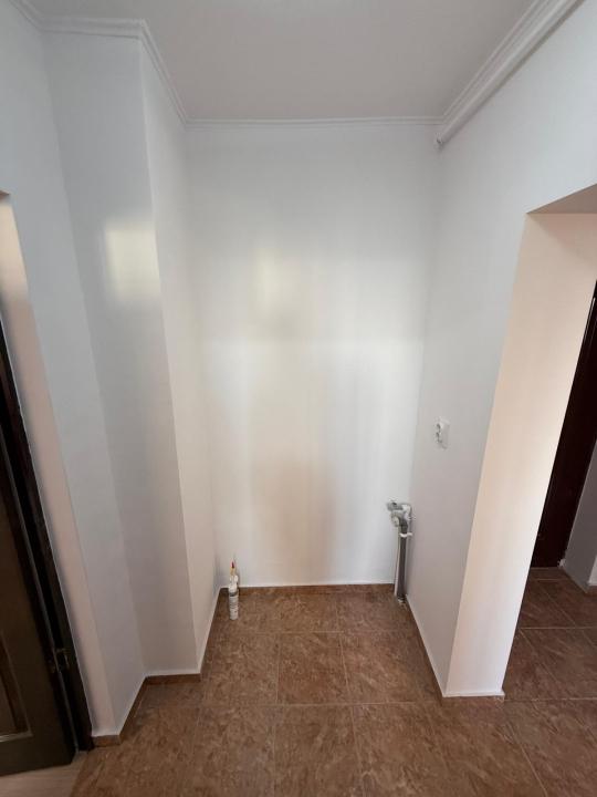 De vanzare 2 camere RENOVAT Mobilat Utilat - Brancoveanu