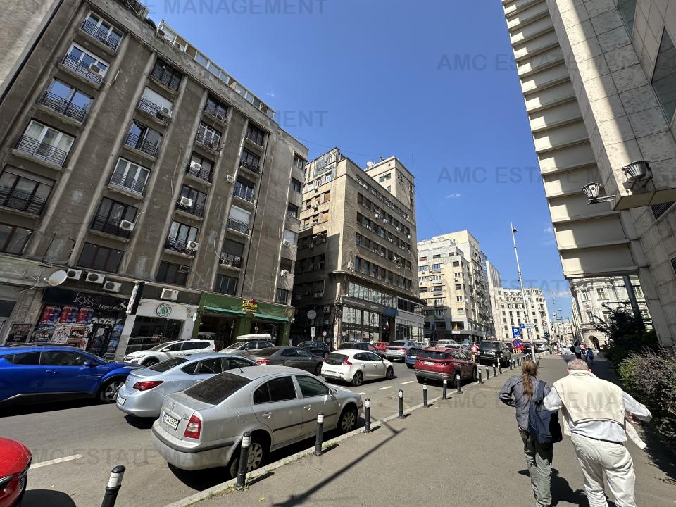 De vanzare 4 camere str Ion Campineanu - Victoriei - vis-avis de hotel NOVOTEL