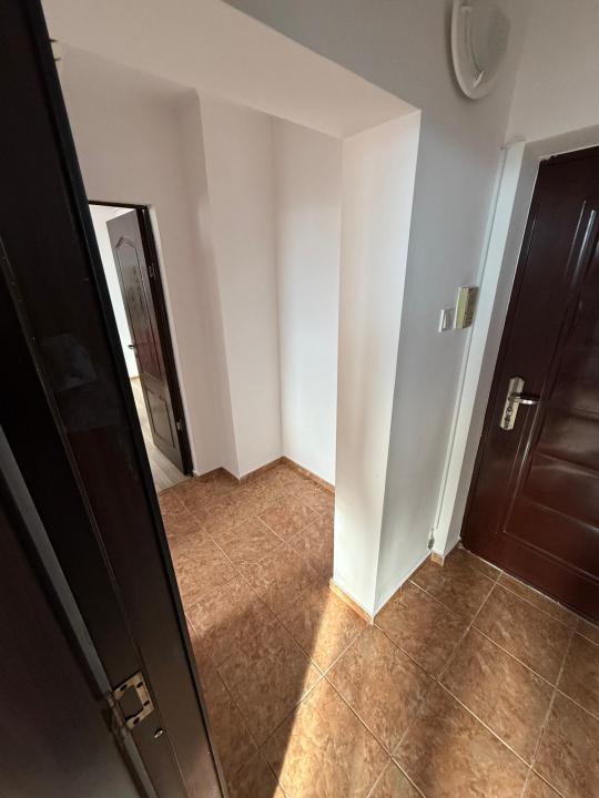 De vanzare 2 camere Brancoveanu - Lamotesti - RENOVAT Mobilat  