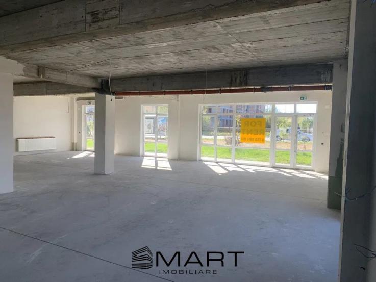 Spatiu comercial 173mp zona Calea Surii Mici