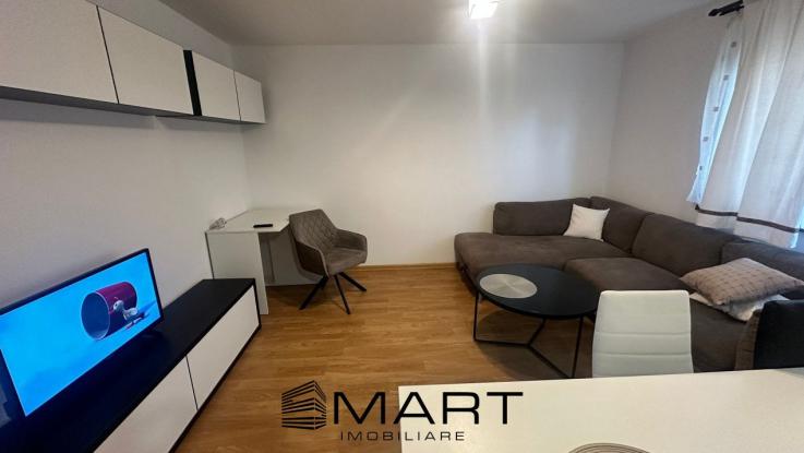  Apartament 2 camere decomandate zona Tractorul CORESI