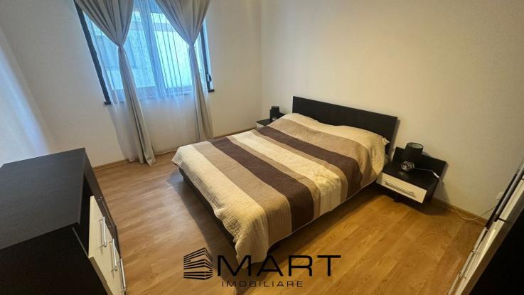  Apartament 2 camere decomandate zona Tractorul CORESI