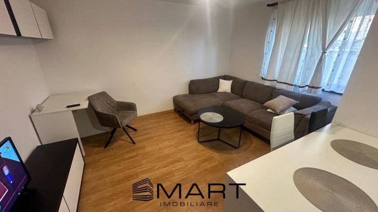  Apartament 2 camere decomandate zona Tractorul CORESI