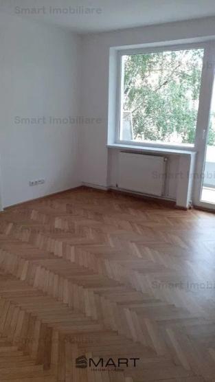 Apartament 2 camere semidecomandate, Calea Dumbravi