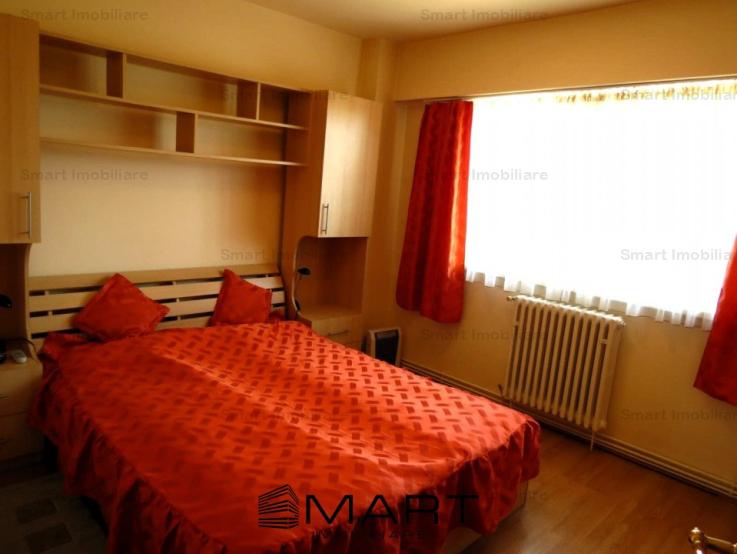 Apartament 3 camere 65 mp Mihai Viteazu