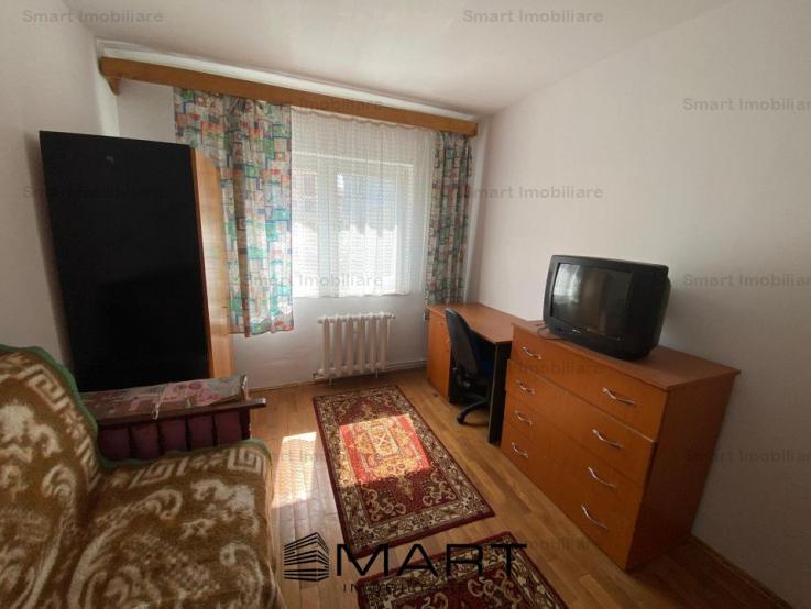 Apartament 3 camere, 2 bai, 2 balcoane si pivnita, et. 2/4 decomandat