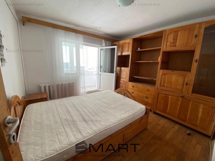 Apartament 3 camere, 2 bai, 2 balcoane si pivnita, et. 2/4 decomandat