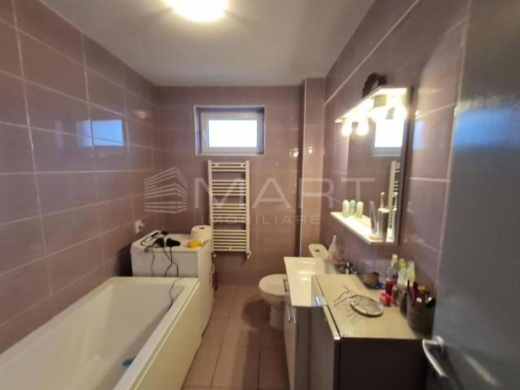 Apartament 2 camere etaj 3/3, zona Coresi