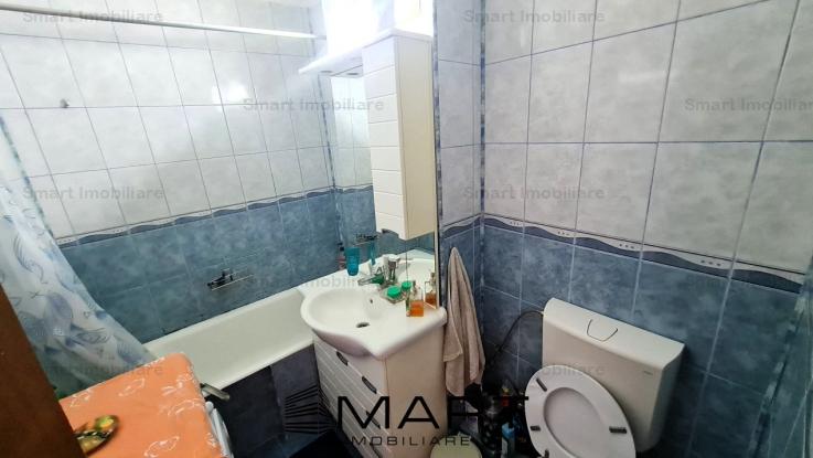 Apartament 3 camere 66mp zona Vasile Aaron