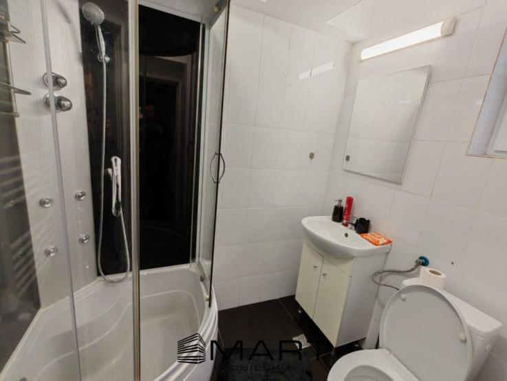 Apartament 3 camere decomandat , 2 bai si 2 balcoane M Viteazu