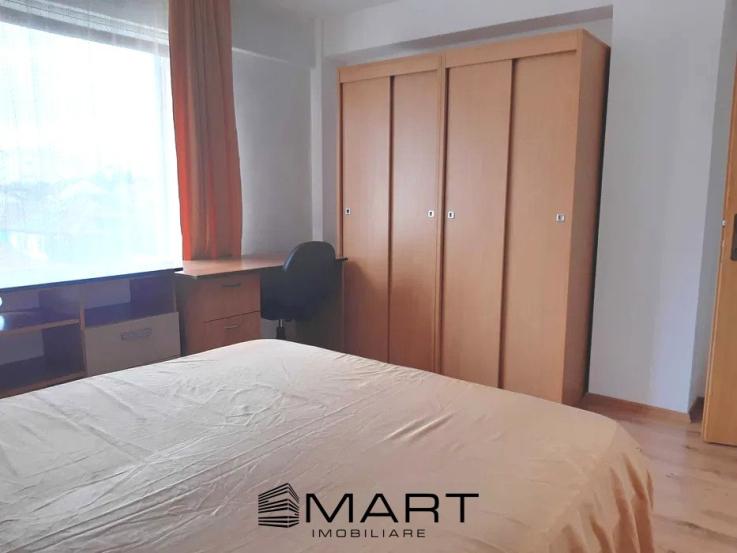 Apartament spatios 2 camere decomandate zona Hipodrom III